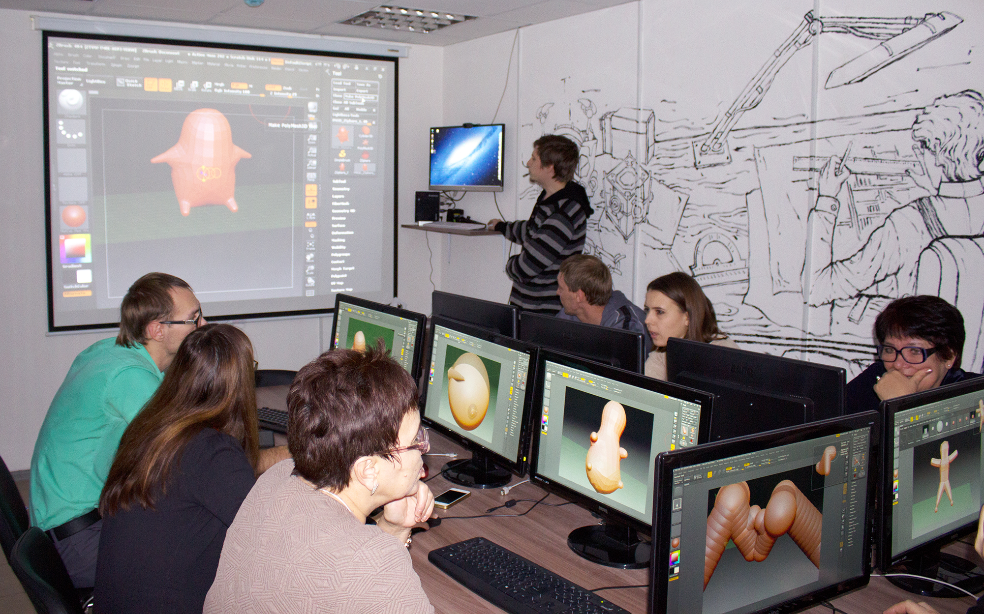 В честь Всемирного Дня Информации в ЦМИТ "Спутник" прошли курсы для учителей! 